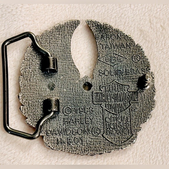 Vintage 1983 Harley Davidson Brass Belt Buckle - Picture 2 of 5